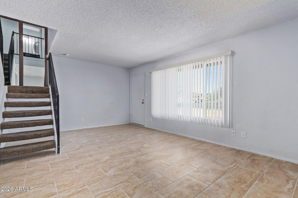 6320 N 47TH Avenue, Glendale, AZ 85301 — photo 2