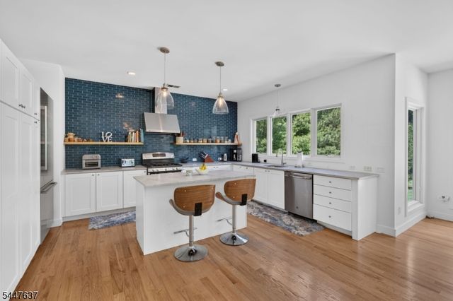 49 Haggerty Dr, West Orange Twp., NJ 07052