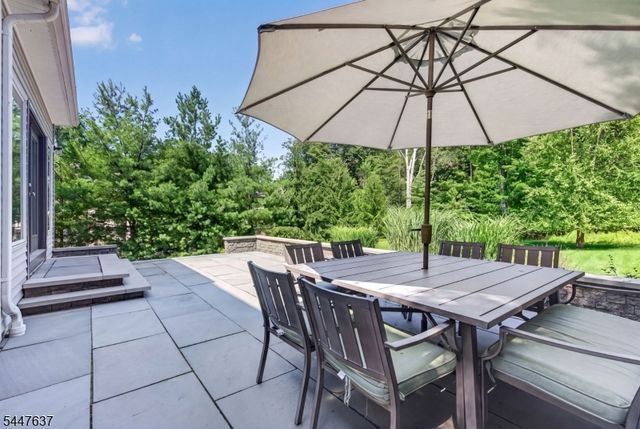 49 Haggerty Dr, West Orange Twp., NJ 07052