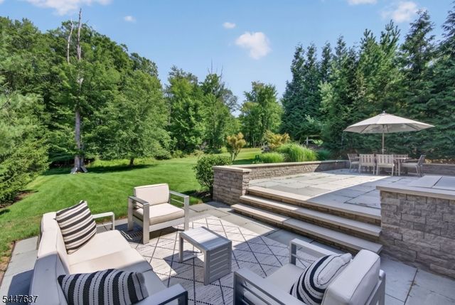49 Haggerty Dr, West Orange Twp., NJ 07052