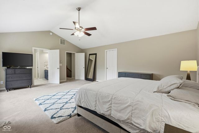 10917 Yorktown Crossing, Carmel, IN 46032