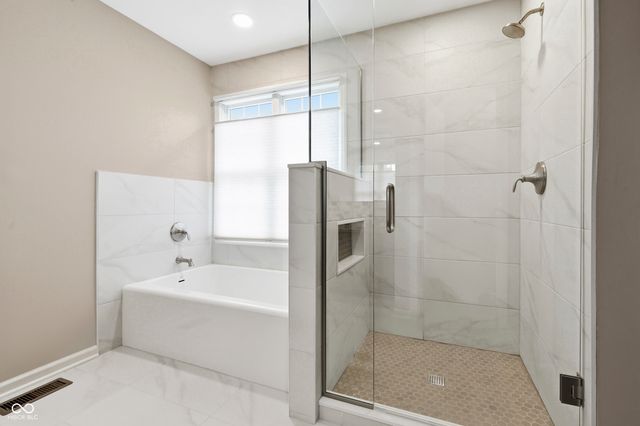 10917 Yorktown Crossing, Carmel, IN 46032