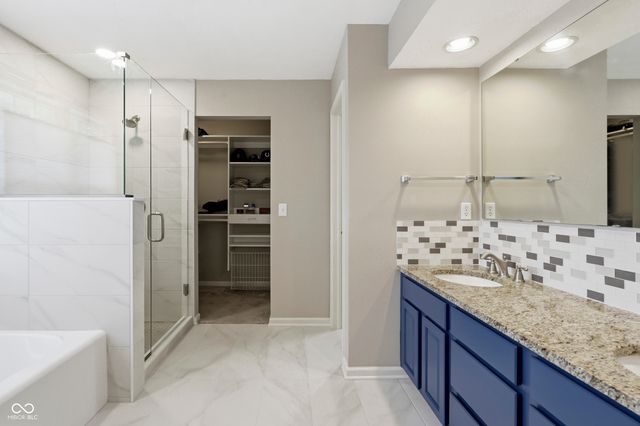 10917 Yorktown Crossing, Carmel, IN 46032