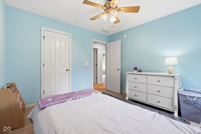 10917 Yorktown Crossing, Carmel, IN 46032