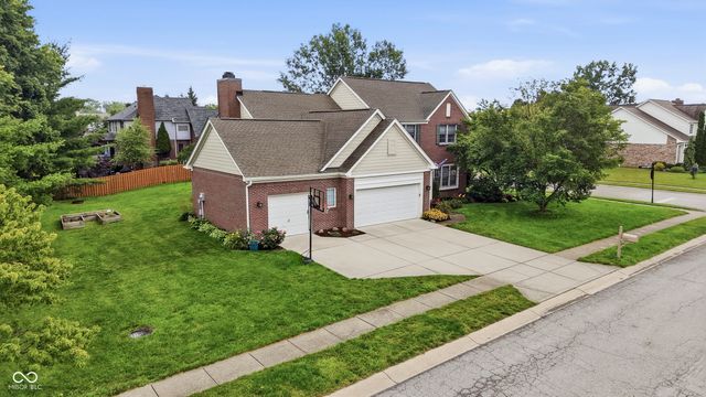 10917 Yorktown Crossing, Carmel, IN 46032