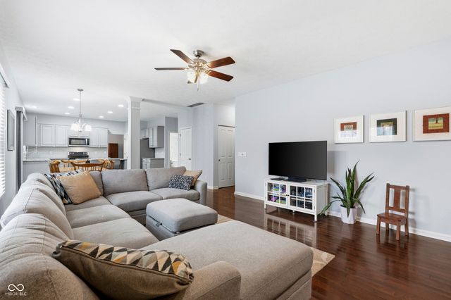 10917 Yorktown Crossing, Carmel, IN 46032