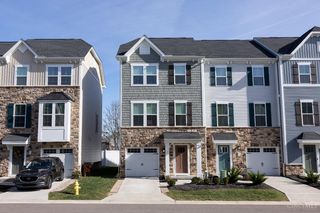 34 Wentworth Lane, Deer Park, OH 45236