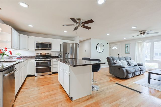 40 Forestdale Drive, Cumberland, RI 02864