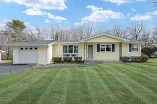 40 Forestdale Drive, Cumberland, RI 02864