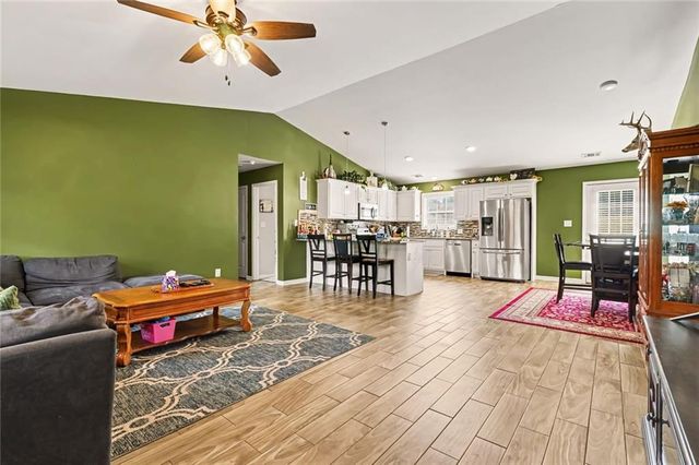 958 Hale Road, Maysville, GA 30558