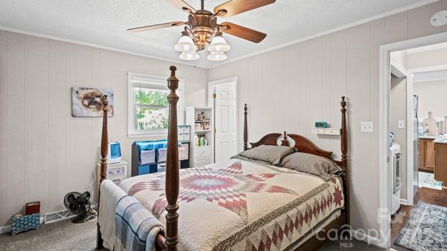 5313 Clearwater Lake Road, Mount Holly, NC 28120