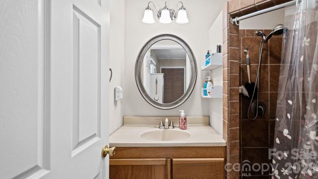 5313 Clearwater Lake Road, Mount Holly, NC 28120