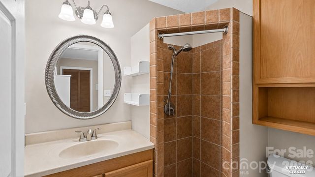 5313 Clearwater Lake Road, Mount Holly, NC 28120
