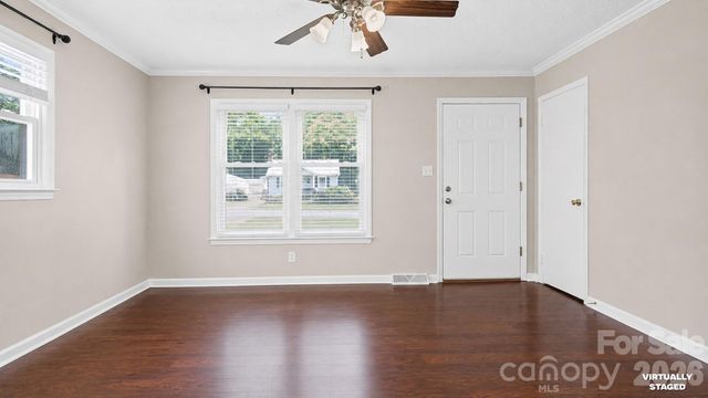 5313 Clearwater Lake Road, Mount Holly, NC 28120