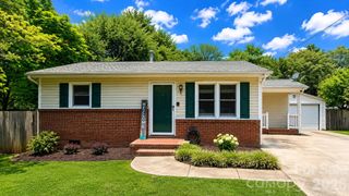 5313 Clearwater Lake Road, Mount Holly, NC 28120
