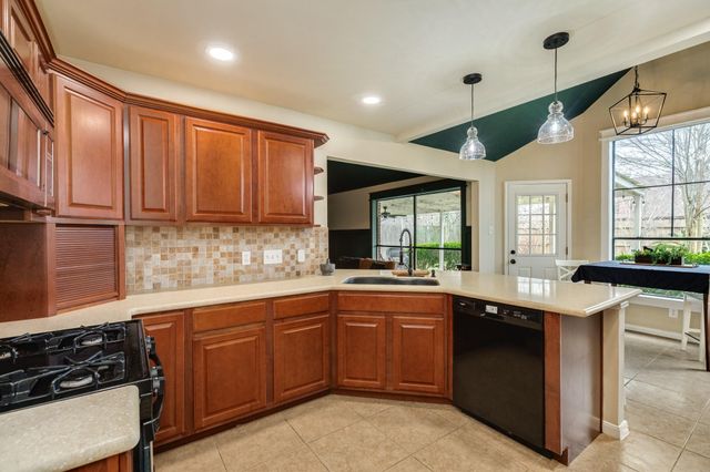 3210 Deer Trail Drive, Alvin, TX 77511