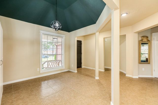 3210 Deer Trail Drive, Alvin, TX 77511