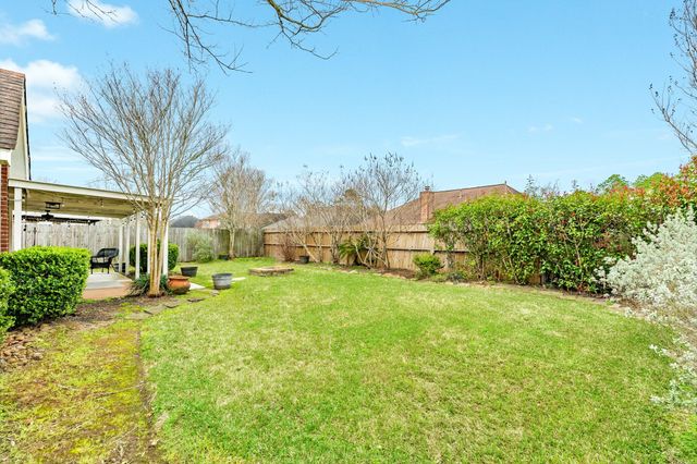 3210 Deer Trail Drive, Alvin, TX 77511