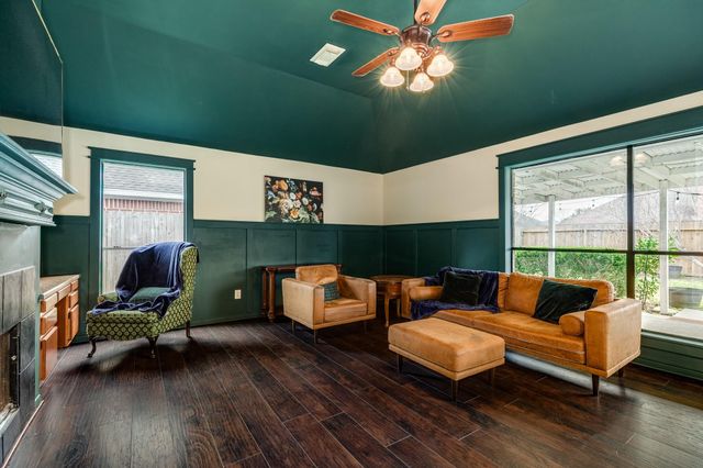 3210 Deer Trail Drive, Alvin, TX 77511