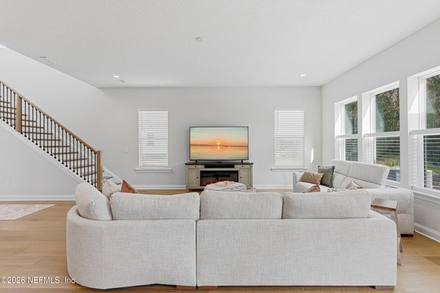 261 OAKMOSS Drive, St. Johns, FL 32259