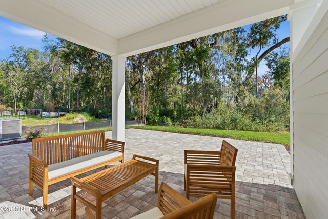 261 OAKMOSS Drive, St. Johns, FL 32259