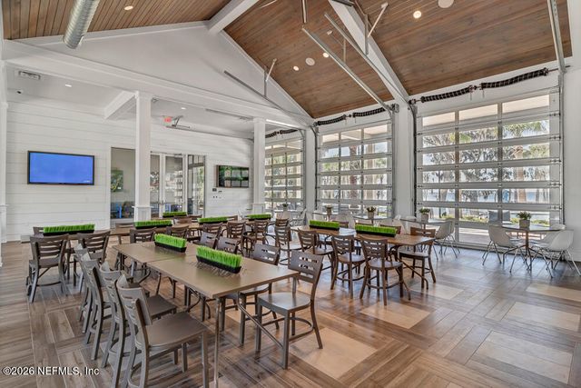 261 OAKMOSS Drive, St. Johns, FL 32259