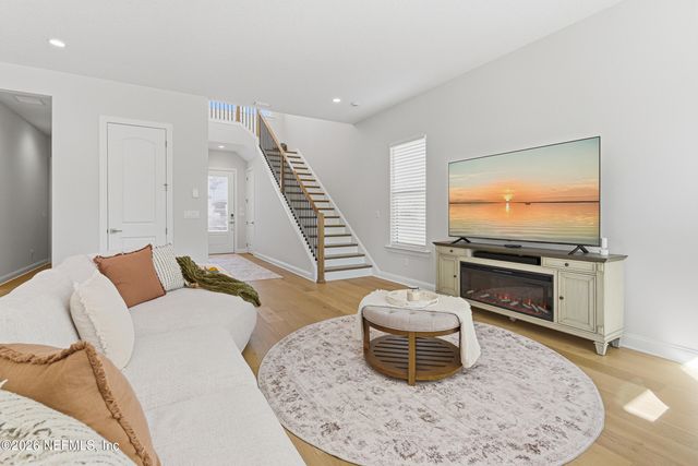 261 OAKMOSS Drive, St. Johns, FL 32259