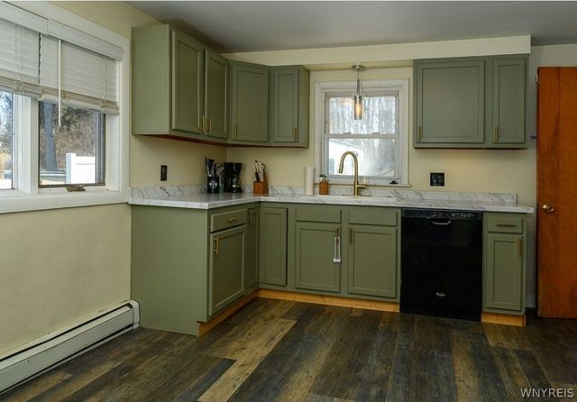 94 Bridlewood Drive, Lockport City, NY 14094