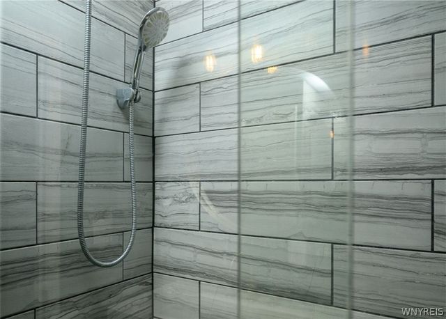 94 Bridlewood Drive, Lockport City, NY 14094