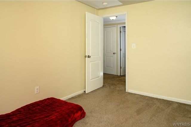 94 Bridlewood Drive, Lockport City, NY 14094