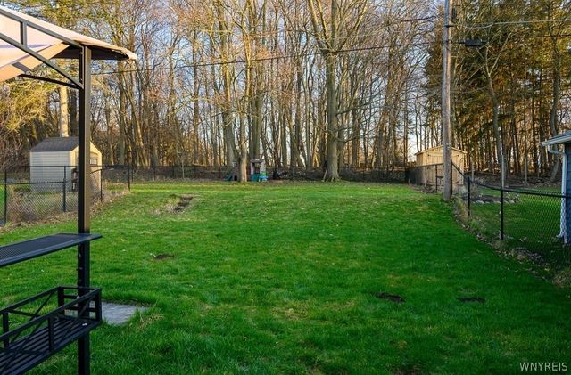 94 Bridlewood Drive, Lockport City, NY 14094