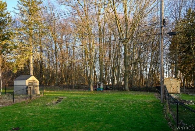 94 Bridlewood Drive, Lockport City, NY 14094