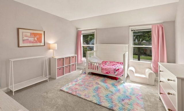 2551 N 94th STREET, Wauwatosa, WI 53226
