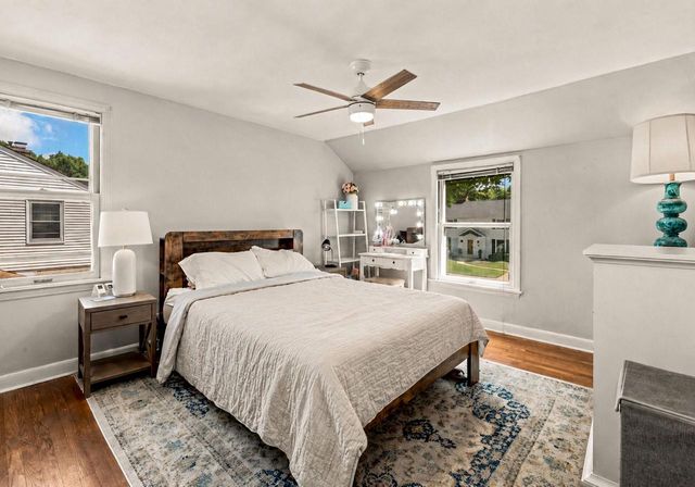 2551 N 94th STREET, Wauwatosa, WI 53226