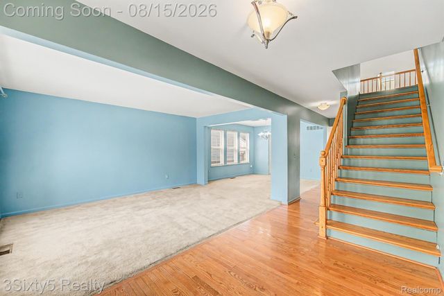 5930 Rolling Ridge Drive, Trenton, MI 48183