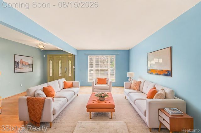 5930 Rolling Ridge Drive, Trenton, MI 48183