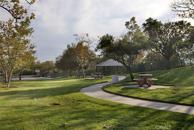 13 Somerset, Rancho Santa Margarita, CA 92679