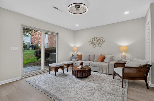 404 Andrea Lane, Hanahan, SC 29410