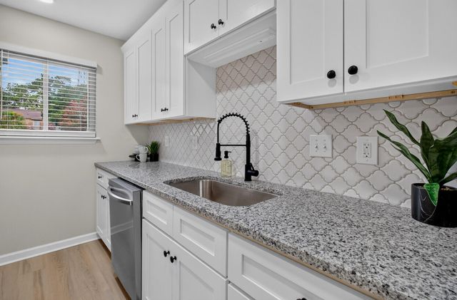404 Andrea Lane, Hanahan, SC 29410