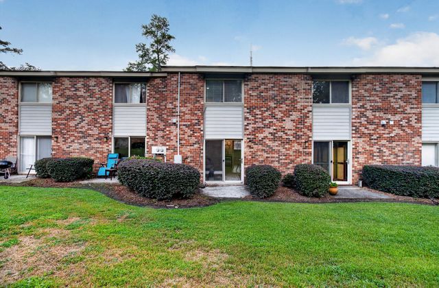 404 Andrea Lane, Hanahan, SC 29410