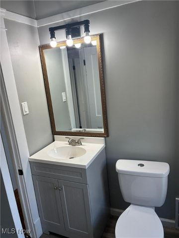 3492 W 100th Street 1, Cleveland, OH 44111