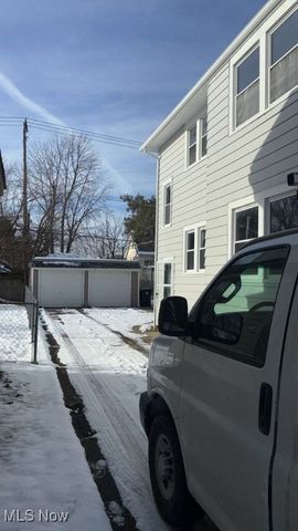 3492 W 100th Street 1, Cleveland, OH 44111