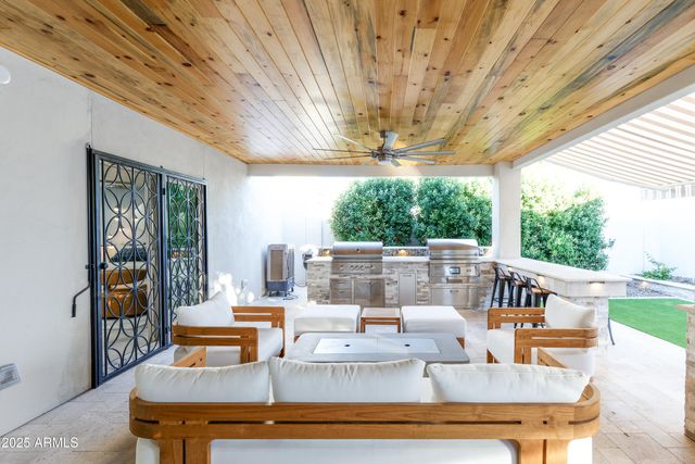 8725 E VIA DE DORADO Drive, Scottsdale, AZ 85258