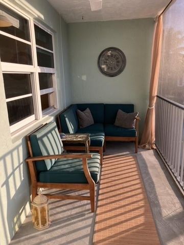 801 NE 18th Ct 202, Fort Lauderdale, FL 33305