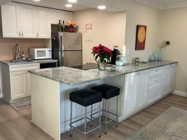 801 NE 18th Ct 202, Fort Lauderdale, FL 33305