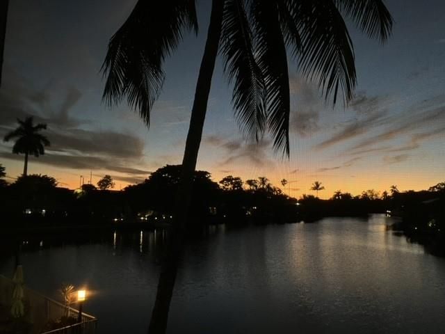 801 NE 18th Ct 202, Fort Lauderdale, FL 33305