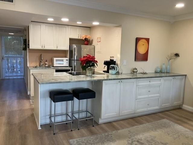 801 NE 18th Ct 202, Fort Lauderdale, FL 33305