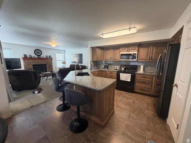 2193 E SEGO LILY DR, Sandy, UT 84092