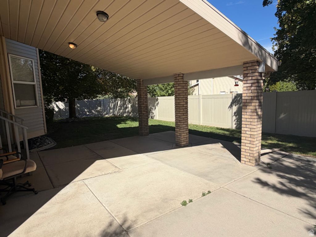 2193 E SEGO LILY DR, Sandy, UT 84092 — photo 4