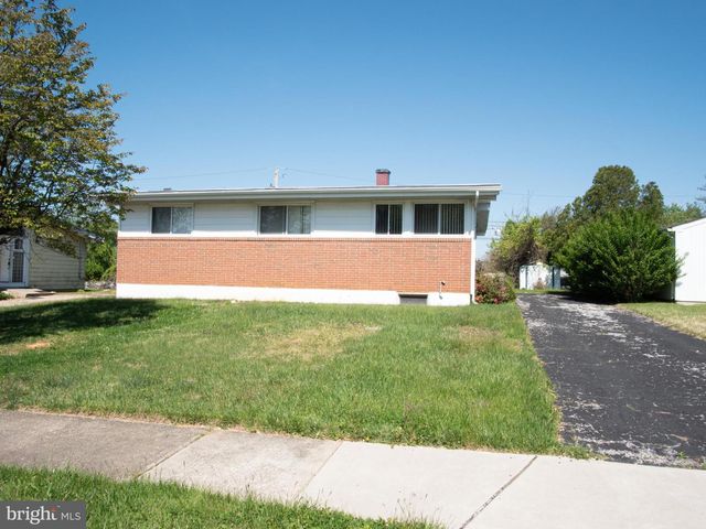 4726 3 OAKS RD, Baltimore, MD 21208